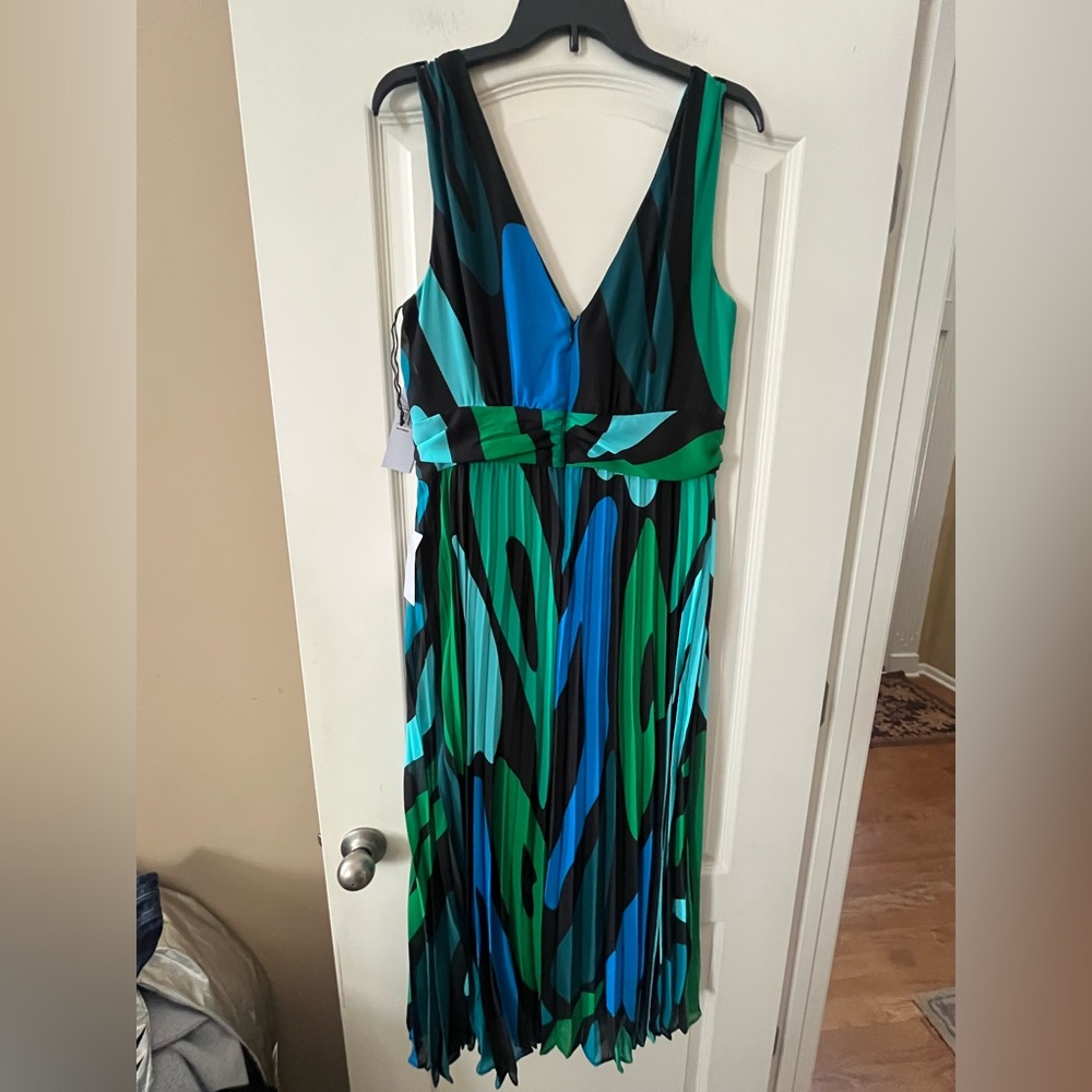 London Times Elegant Multicolor Sleeveless Double V Dress Women’s Size 10 - Picture 3 of 14